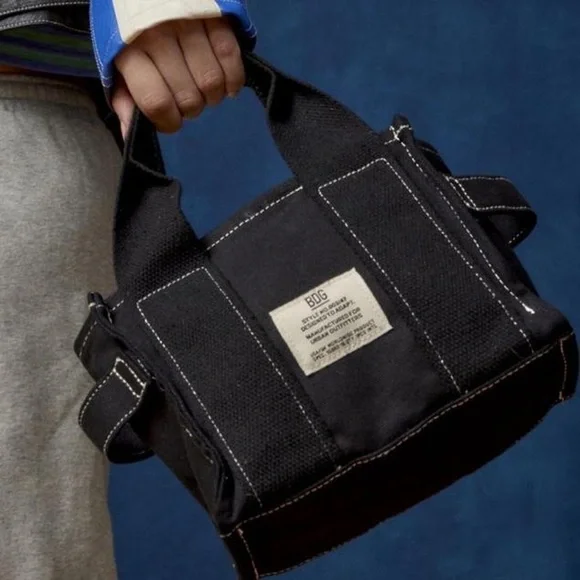 BDG serena mini tote bag from urban outfitters - Picture 3 of 12